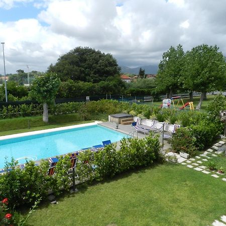 Hotel Patrizia Marina di Massa Zewnętrze zdjęcie