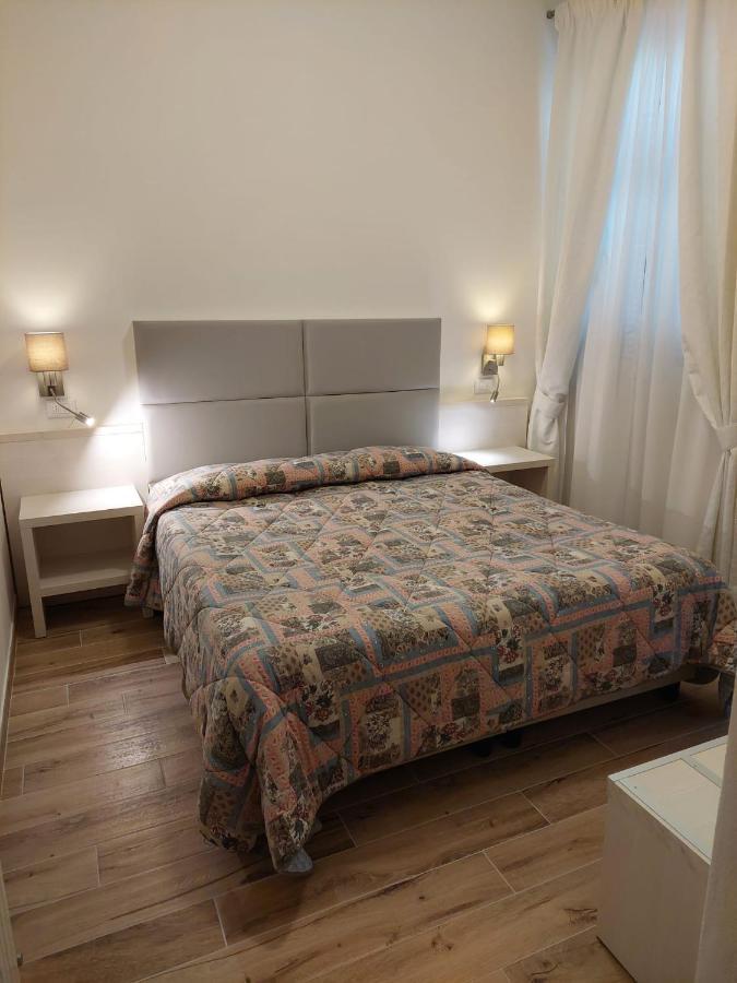 Hotel Patrizia Marina di Massa Zewnętrze zdjęcie