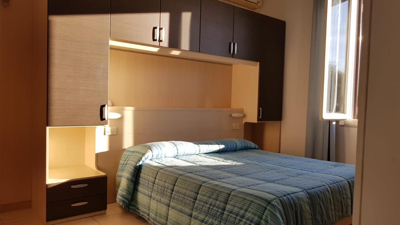 Hotel Patrizia Marina di Massa Zewnętrze zdjęcie